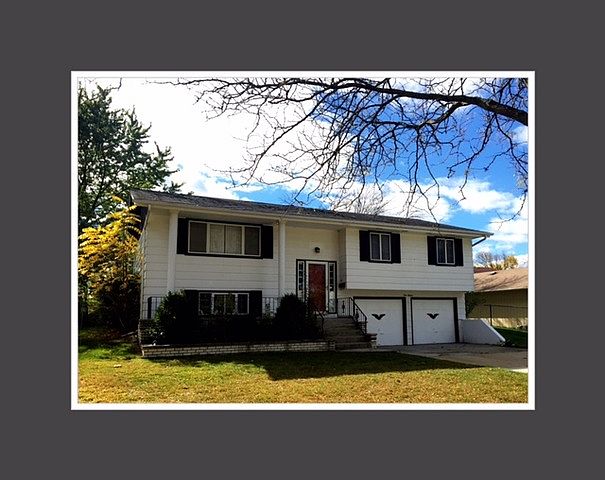 1st image of 415 Danbury Ct