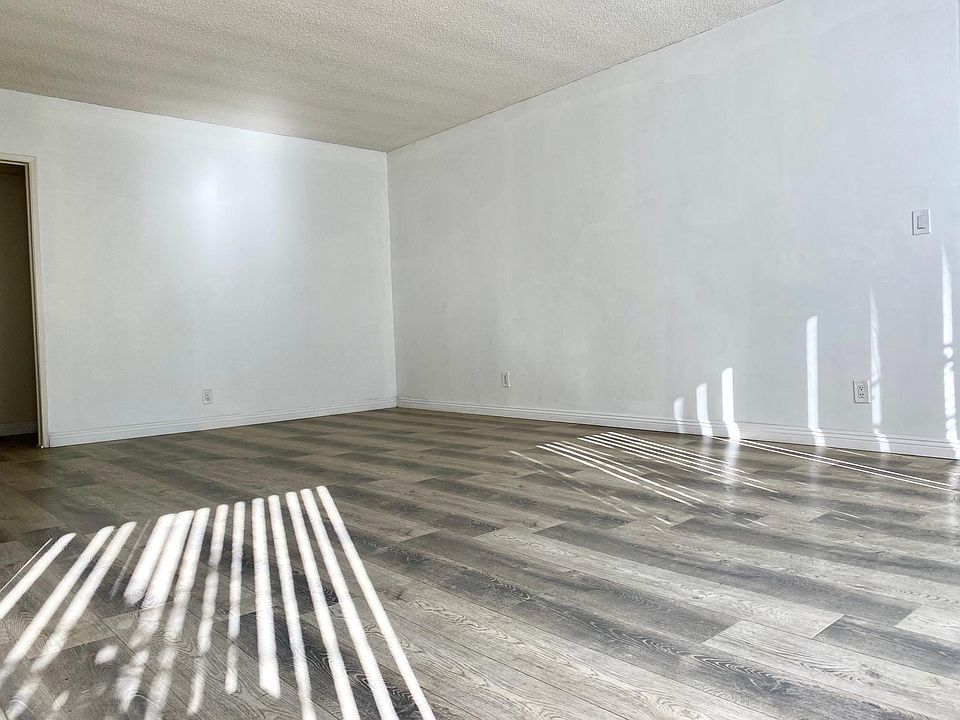 1st image of 1441 S Shenandoah St APT 5