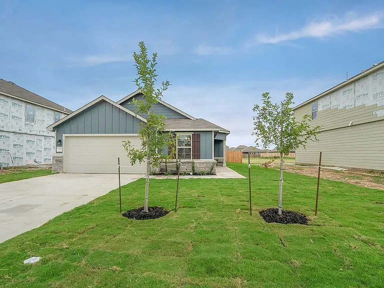1374 Rios Bend Dr — Photo 2