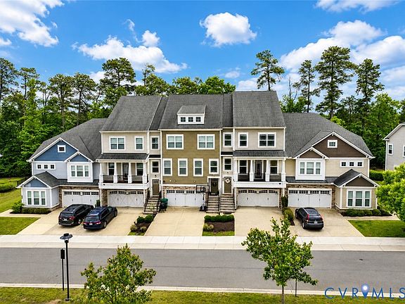 3rd image of 5421 Hickory Ann Dr