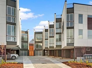 208 16th Ave #B, Seattle, WA 98122