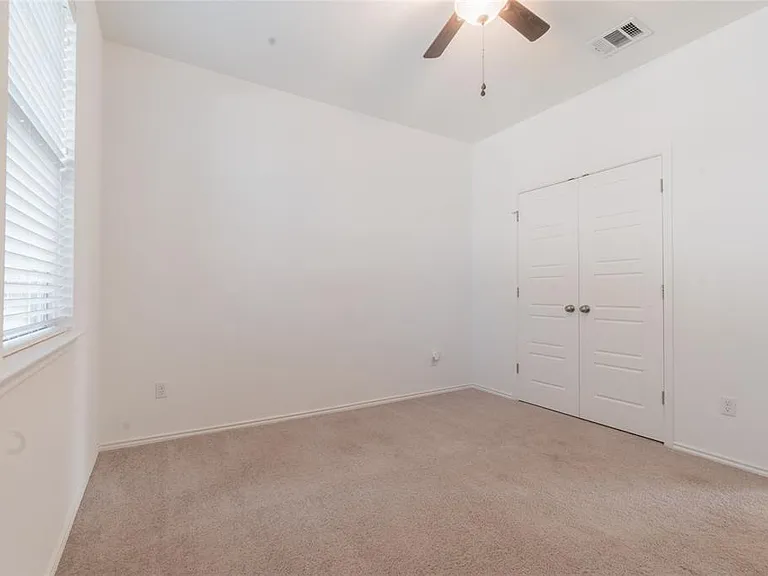 1333 Terrace Vw — Photo 21