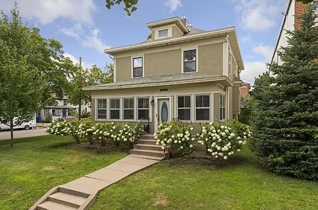Building Photo - 3044 Emerson Ave S