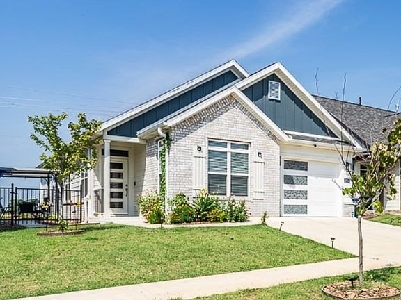 3rd image of 2306 SW Poppy St #1