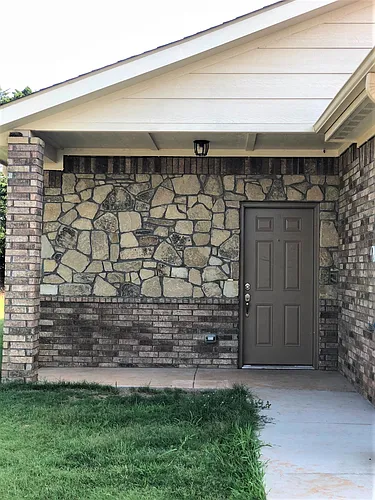4404 Sierra Ln Photo 1