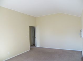 137 Pacific Blvd, Long Beach, NY 11561