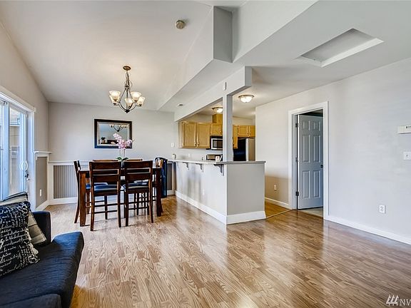 3rd image of 4333 149th Pl NE