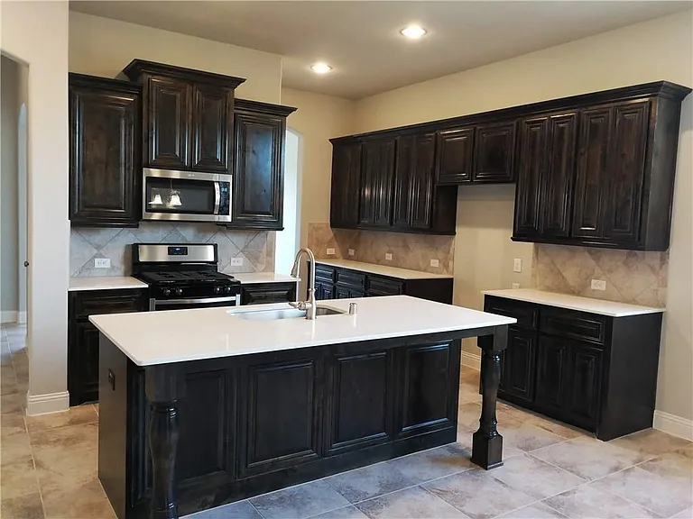 811 Knox Dr — Photo 9