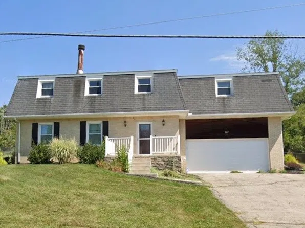 105 Valley View Dr, Washington, PA 15301