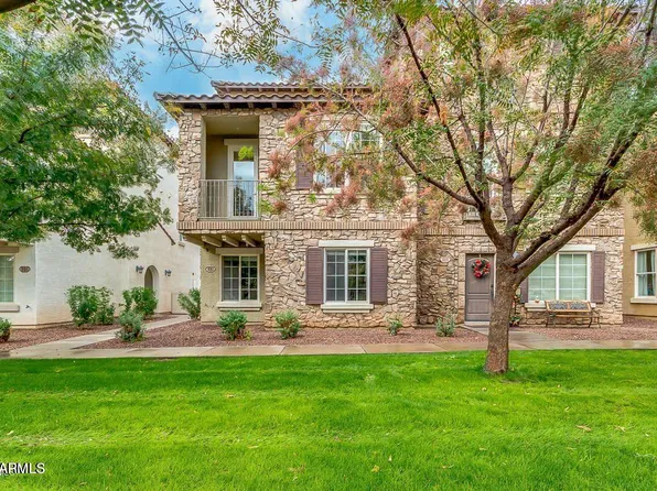 893 S Osborn Lane, Gilbert, AZ 85296