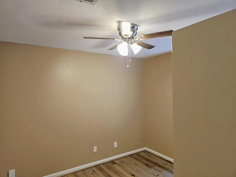 2327 Shadbury Ct — Photo 31