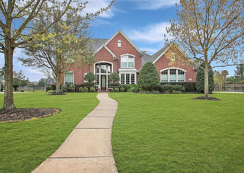 1st image of 16607 Cottage Rose Trl