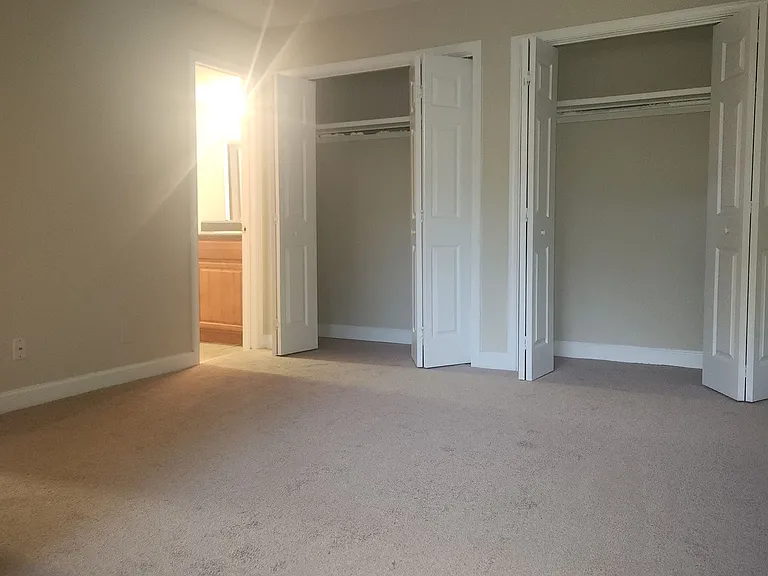 114 Menlo Dr — Photo 7