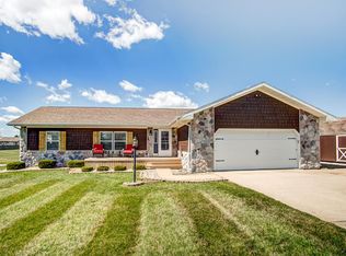 5910 S 275 E, Wolcottville, IN