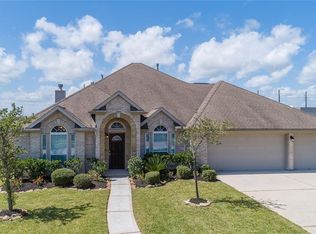 9227 Cotton Bnd, Mont Belvieu, TX 77523