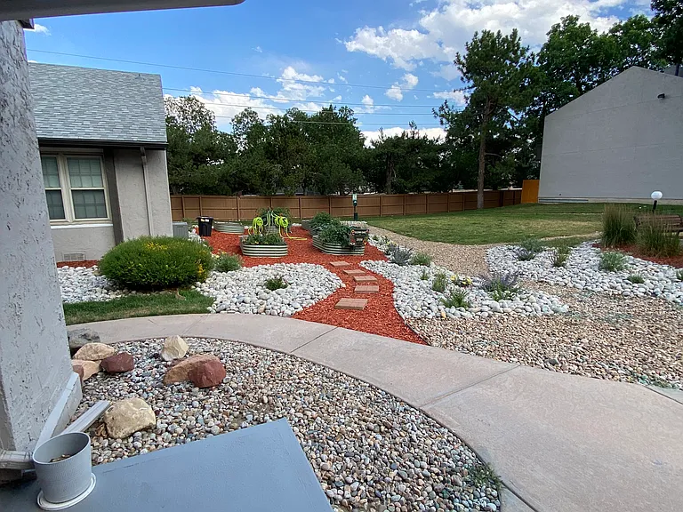 2301 E Fremont Ave #U9 — Photo 63