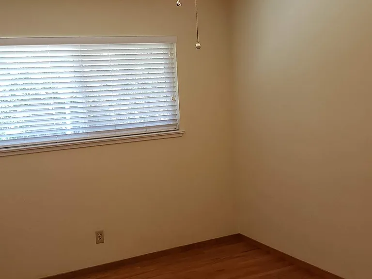 1463 Dentwood Dr — Photo 3