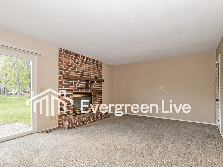 6500 Loblolly Dr — Photo 6