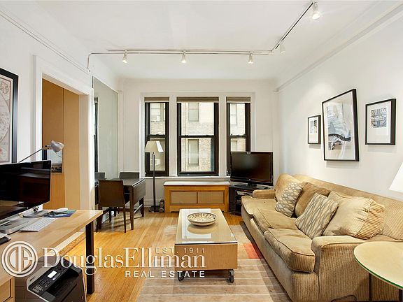 3rd image of 255 W End Ave APT 8D