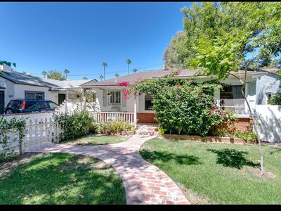 12215 Cantura St, Studio City, CA, 91604