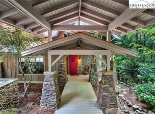 2007 Old Wildlife Club Dr, Nebo, NC 28761