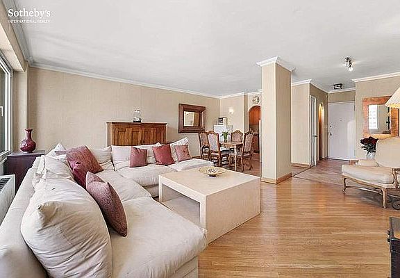 5th image of 303 E 57th St APT 40D
