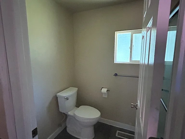 22302 Glenview Ct SE — Photo 37