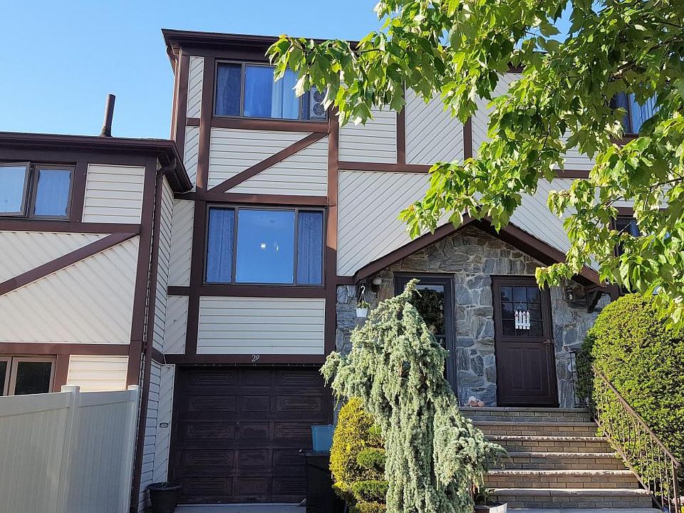 1st image of 29 Dreyer Ave