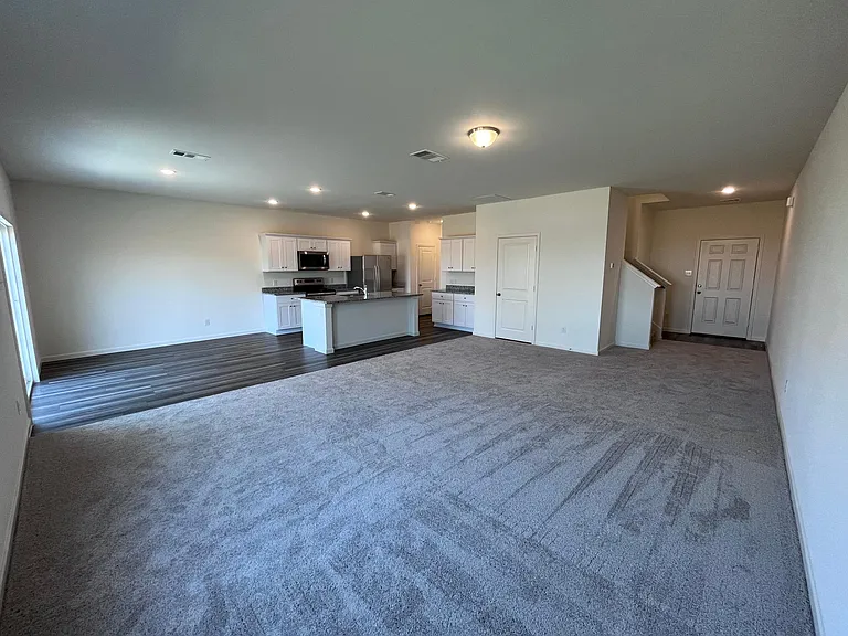 602 Colgate Cir — Photo 12