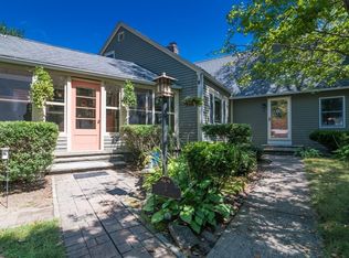 2 Lakeview Ave, Granby, MA 01033