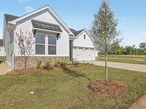 4th image of 384 Bienville Pl