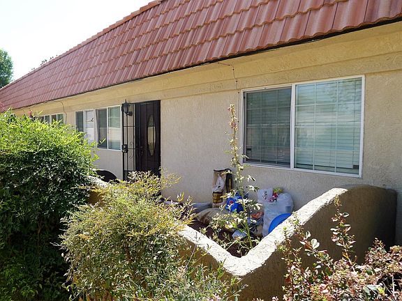 2nd image of 1715 W Clinton Ave APT 104