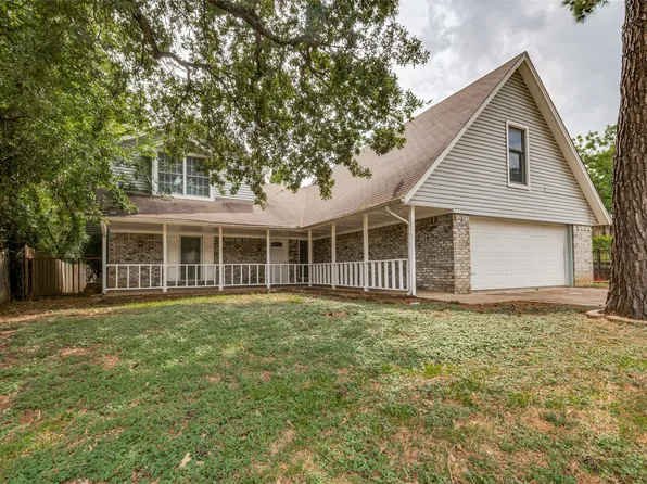 325 Post Oak Dr, Grand Prairie, TX 75050