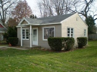 220 Grant St, Lowell, MI 49331