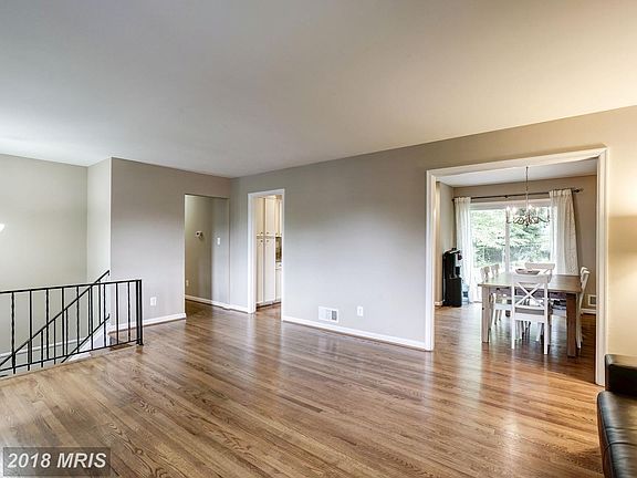 3rd image of 4903 Willet Dr