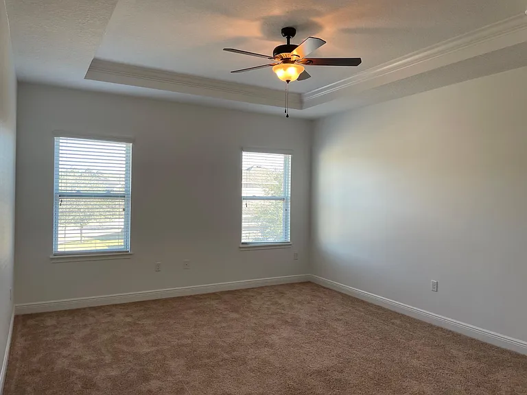 7952 Hampton Lake Dr — Photo 23