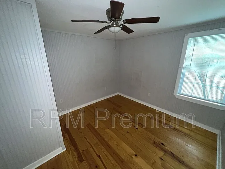 3647 Mission Dr — Photo 13