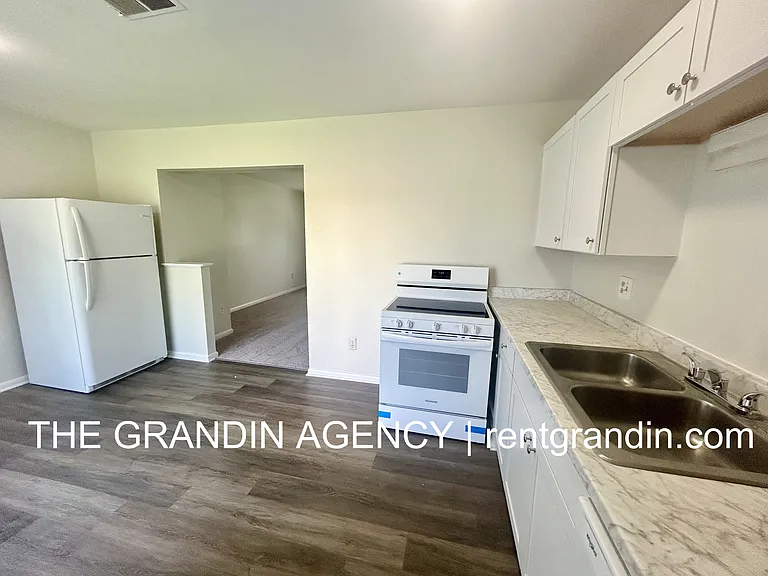 2153 Mulberry St — Photo 5