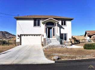 23009 Monroe Ln, Tehachapi, CA 93561