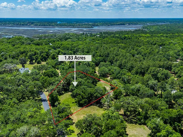 53 Coopers Point Dr NE, Townsend, GA 31331