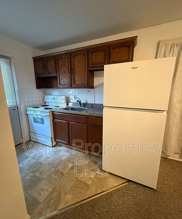 1st image of 1324-1326 Route 9 Unit 19