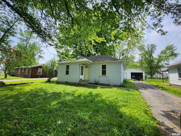 231 N 3rd St, Du Bois, IL 62808
