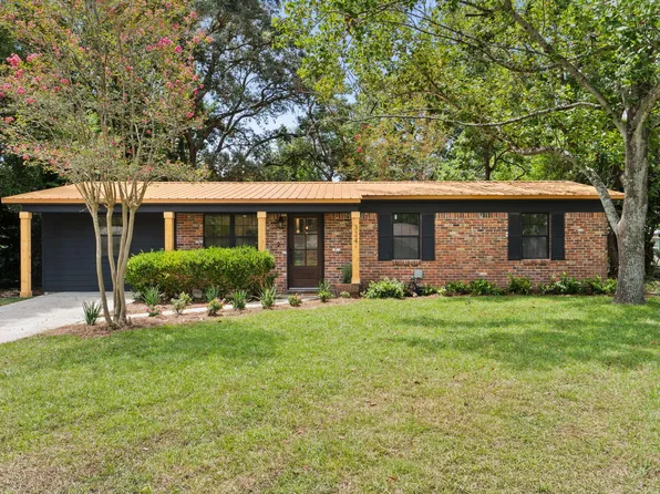 324 Harbor Pl, Fort Walton Beach, FL 32548