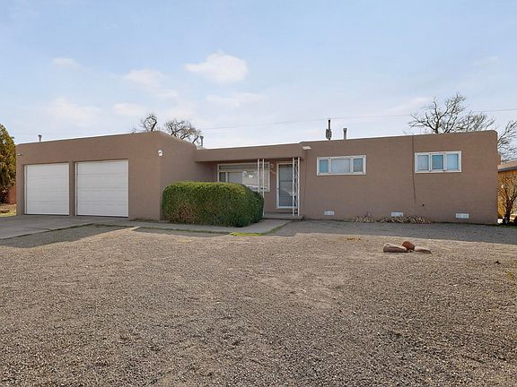 3rd image of 9900 Mesa Arriba Ave NE