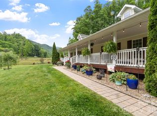 33 Copper Penny Ln, Burnsville, NC 28714