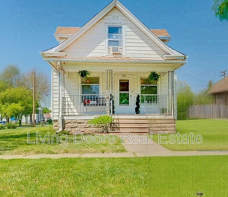 1st image of 602 C St