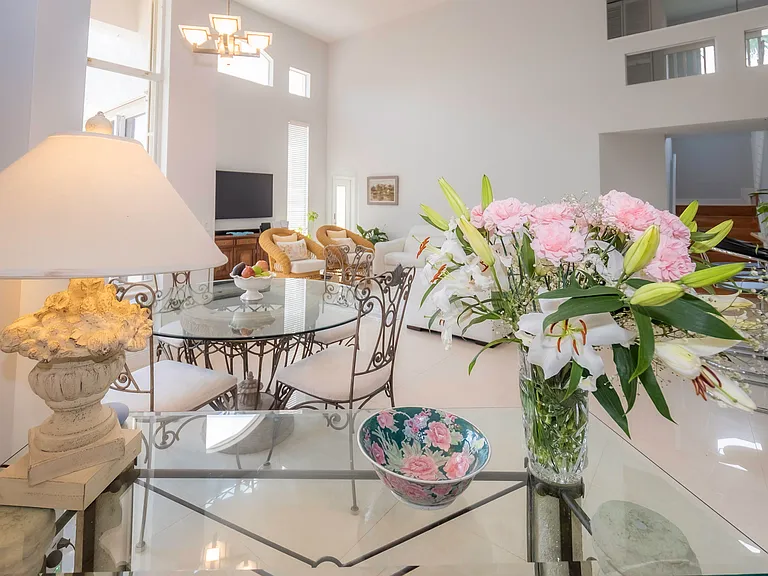 10849 Bal Harbor Dr — Photo 15