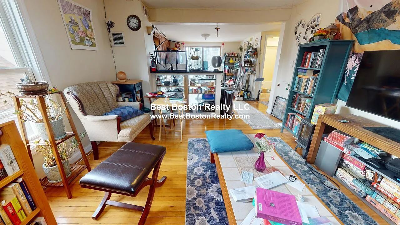 2 bed, 1.0 bath, 1000 sqft, $3,660 — Photo 3
