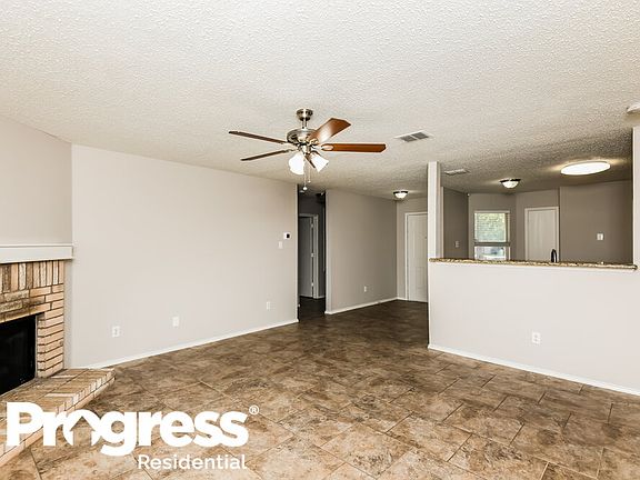 5th image of 4304 Meadowknoll Dr