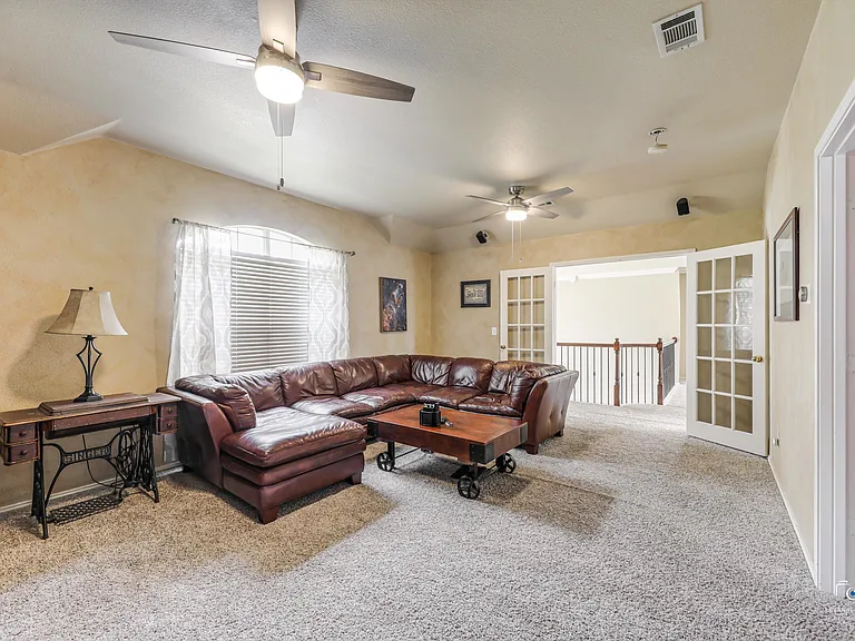 9921 Sean Dr — Photo 24
